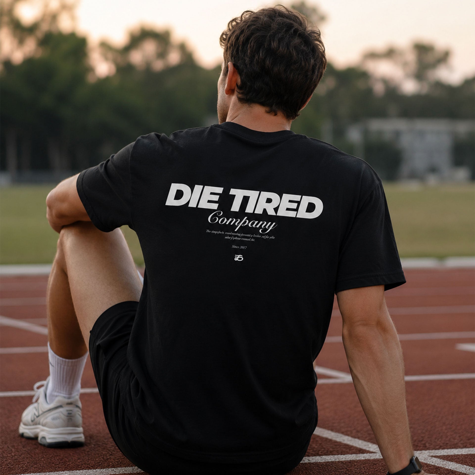 Heavyweight Basic Die Tired Tee - black